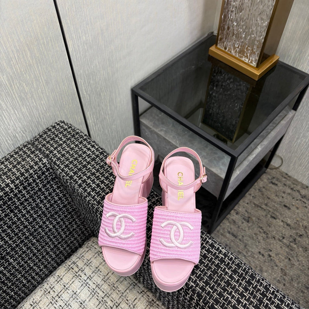 CC 26s Platform Sandal Light Pink Raffia Sheepskin 688696