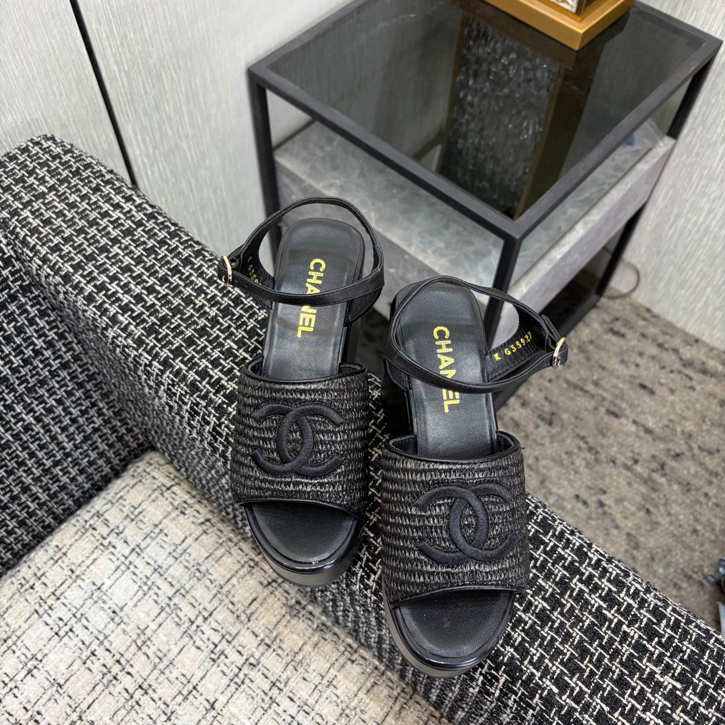 CC 26s Platform Sandal Black Raffia Sheepskin 688697