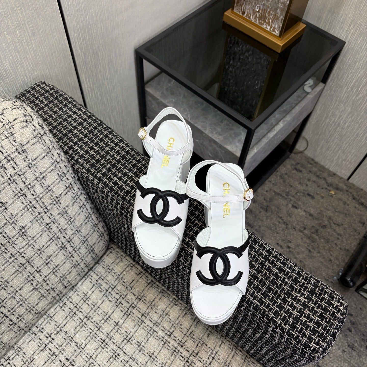 CC 26s Platform Sandals White Black Sheepskin 688706
