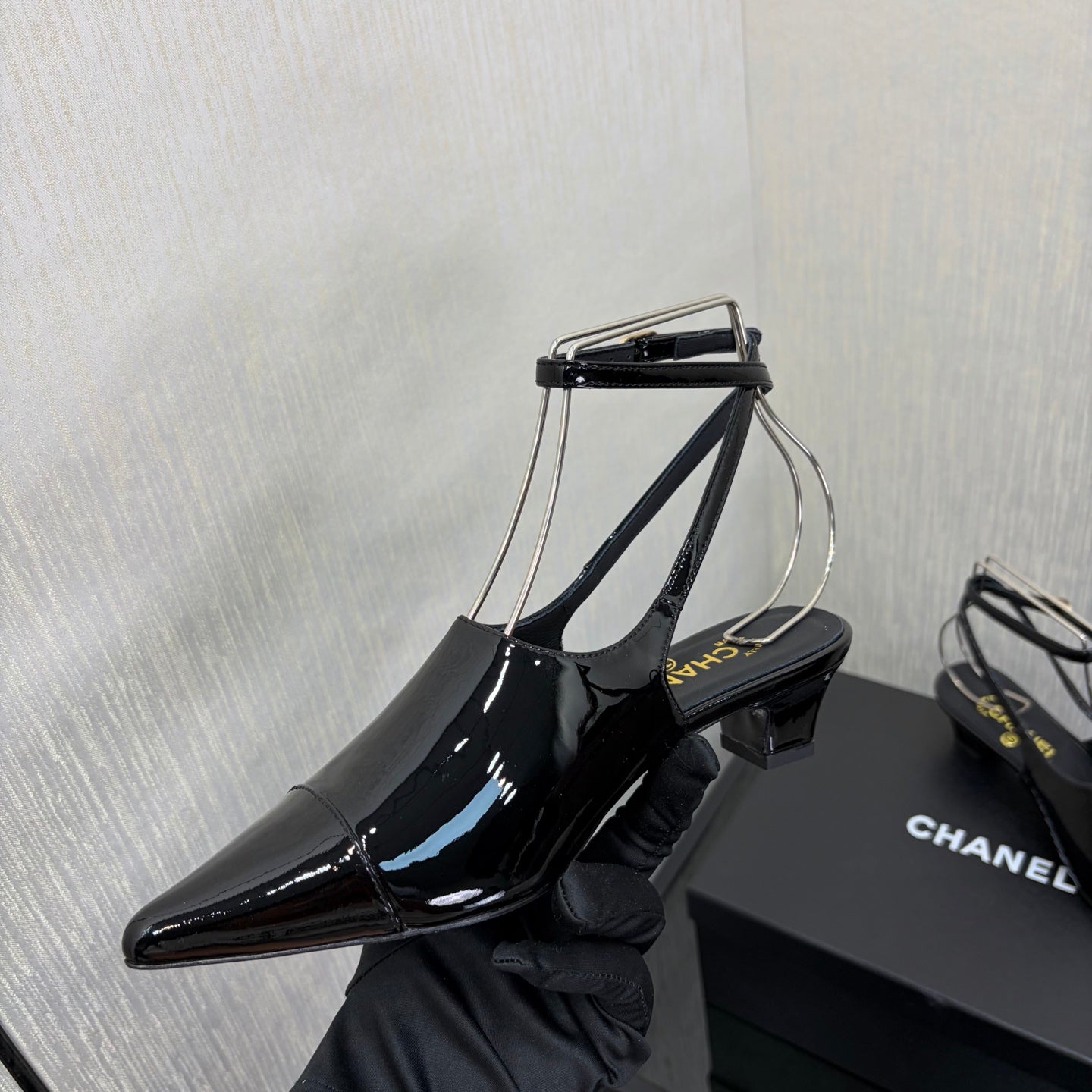 CC 2026 Slingback 4cm Black Patent Leather 688712