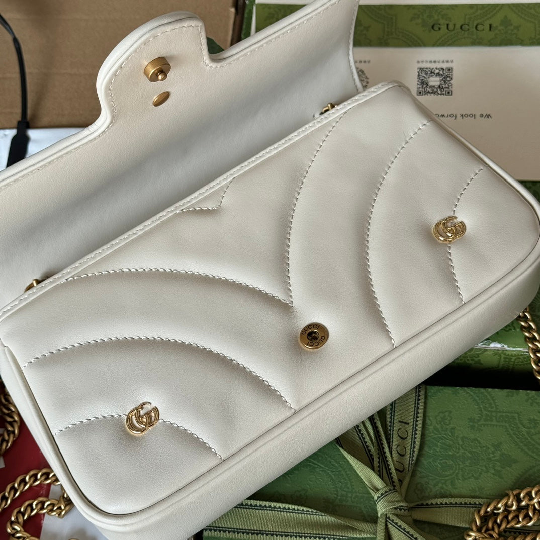 gg marmont 21cm white calfskin double g stud gold hardware