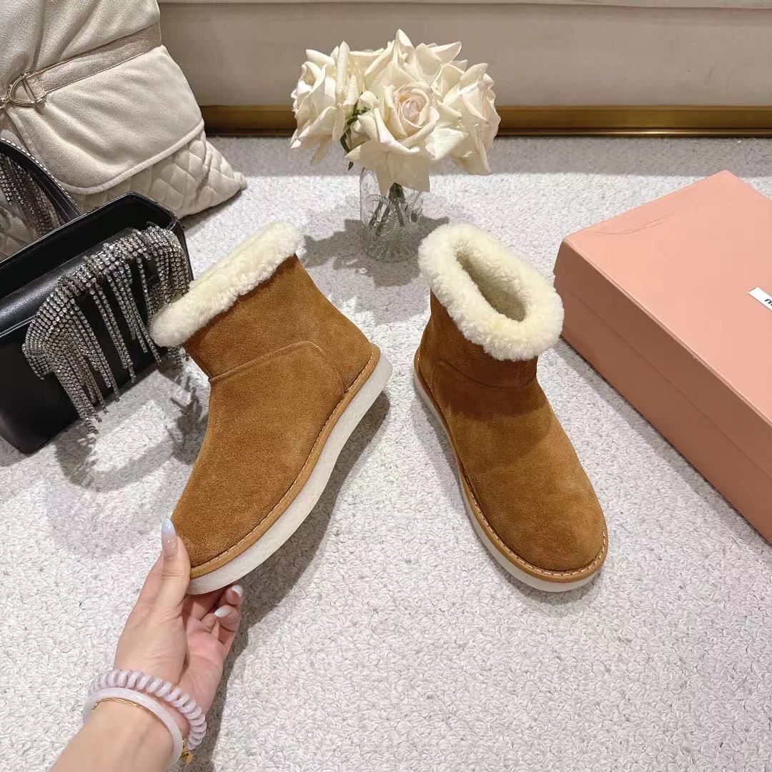 Miu Snow Boots Brown Suede Shearling 455926
