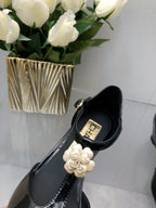 CAMELLIA CAP JANE SANDALS IN BLACK LAMBSKI