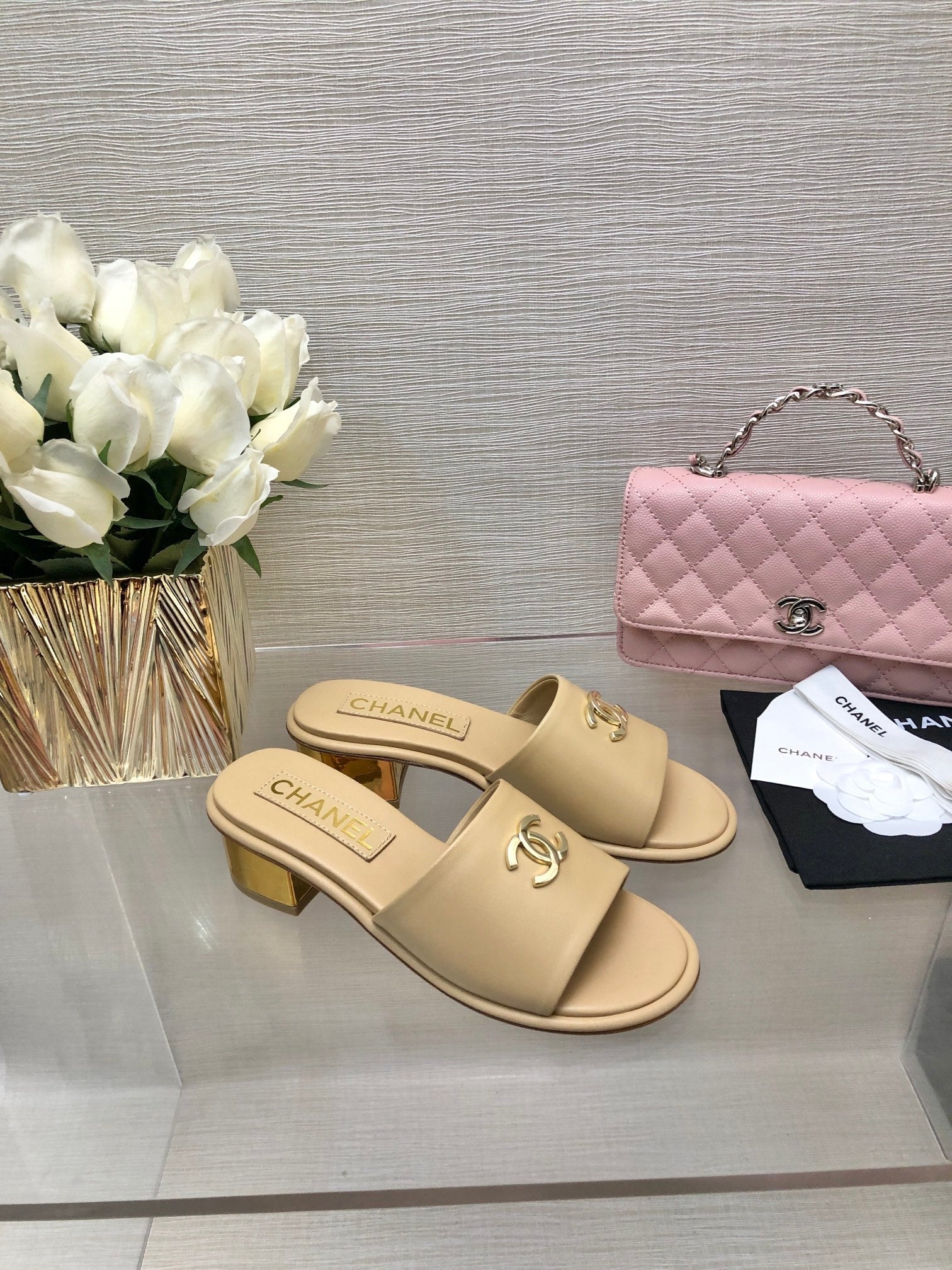 CC 25C Mid Heel Mule Cream   Calfskin 212955