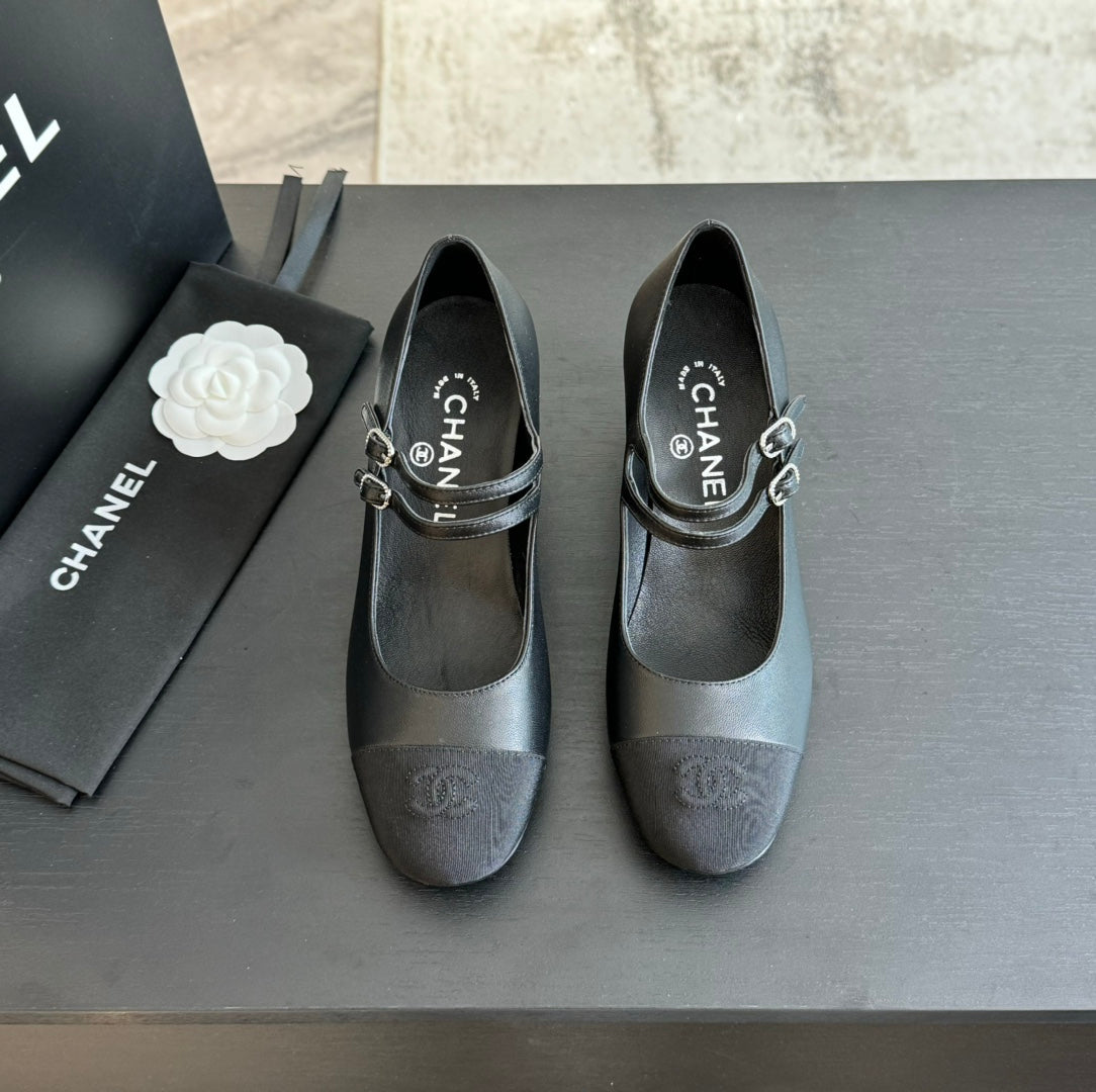 CC 25C Mary Jane Black Sheepskin 212991