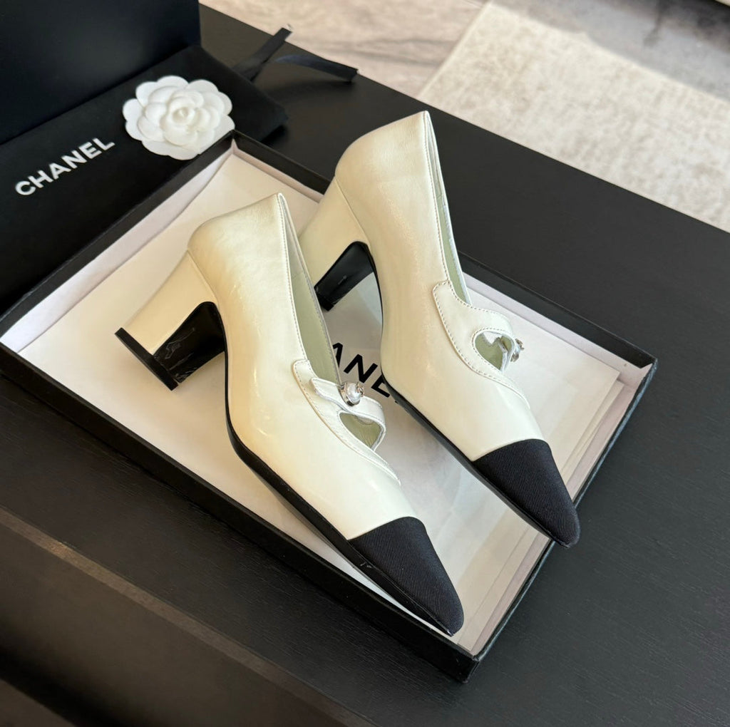 Double C WOMEN'S SHOES SPIRIT TOE White Lambskin