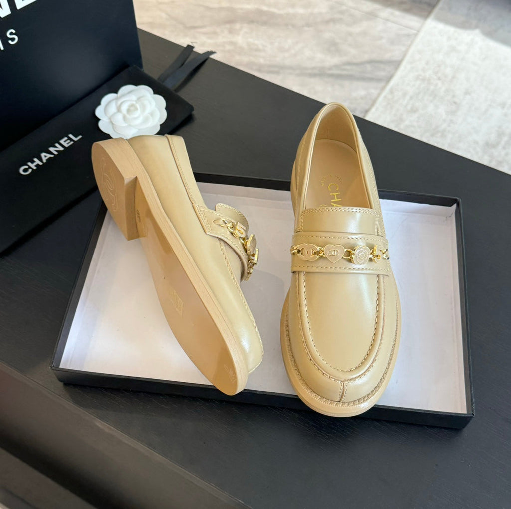 CC 25C Loafer Cream Leather 212972