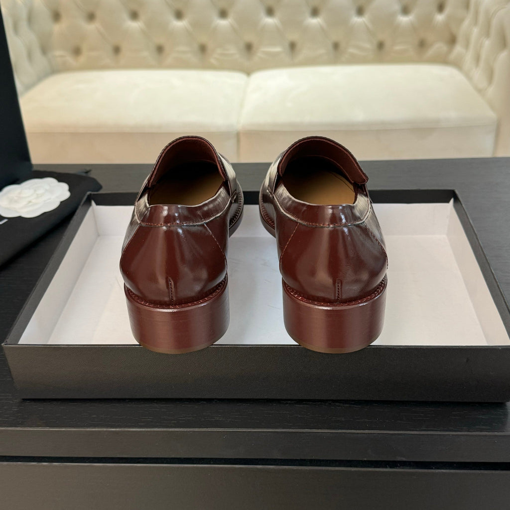 CC Moccasins Glossy Reddish Brown Cowhide