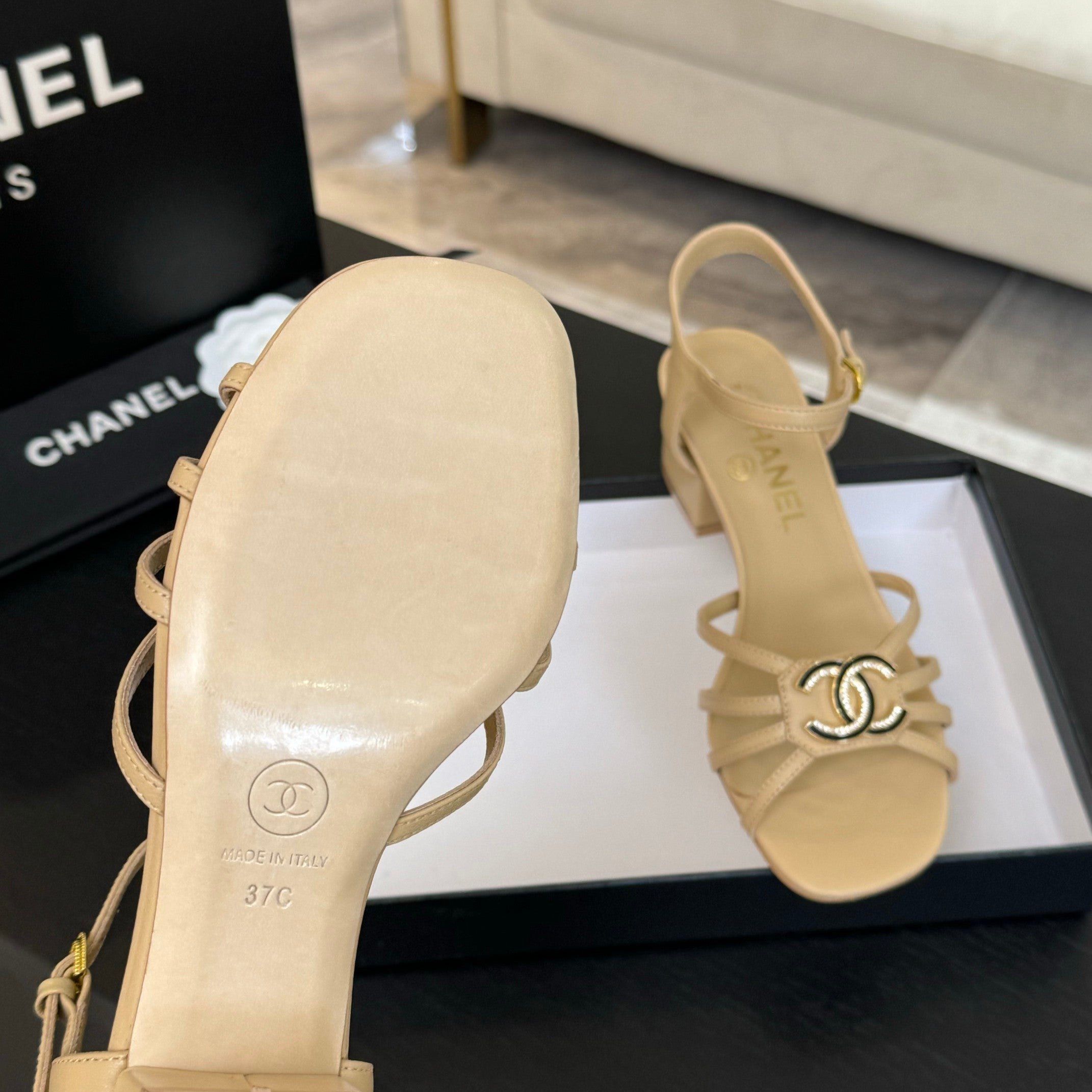 CC 45mm Sandal DarkCream Sheepskin 212928