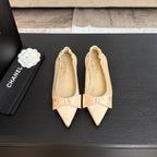 CC 25A Ballerina Beige Satin And Sheepskin 373778