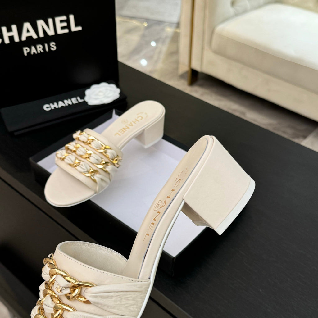 CC 25B Heel Mule Sandals 50mm Ivory Sheepskin With Chain 373817