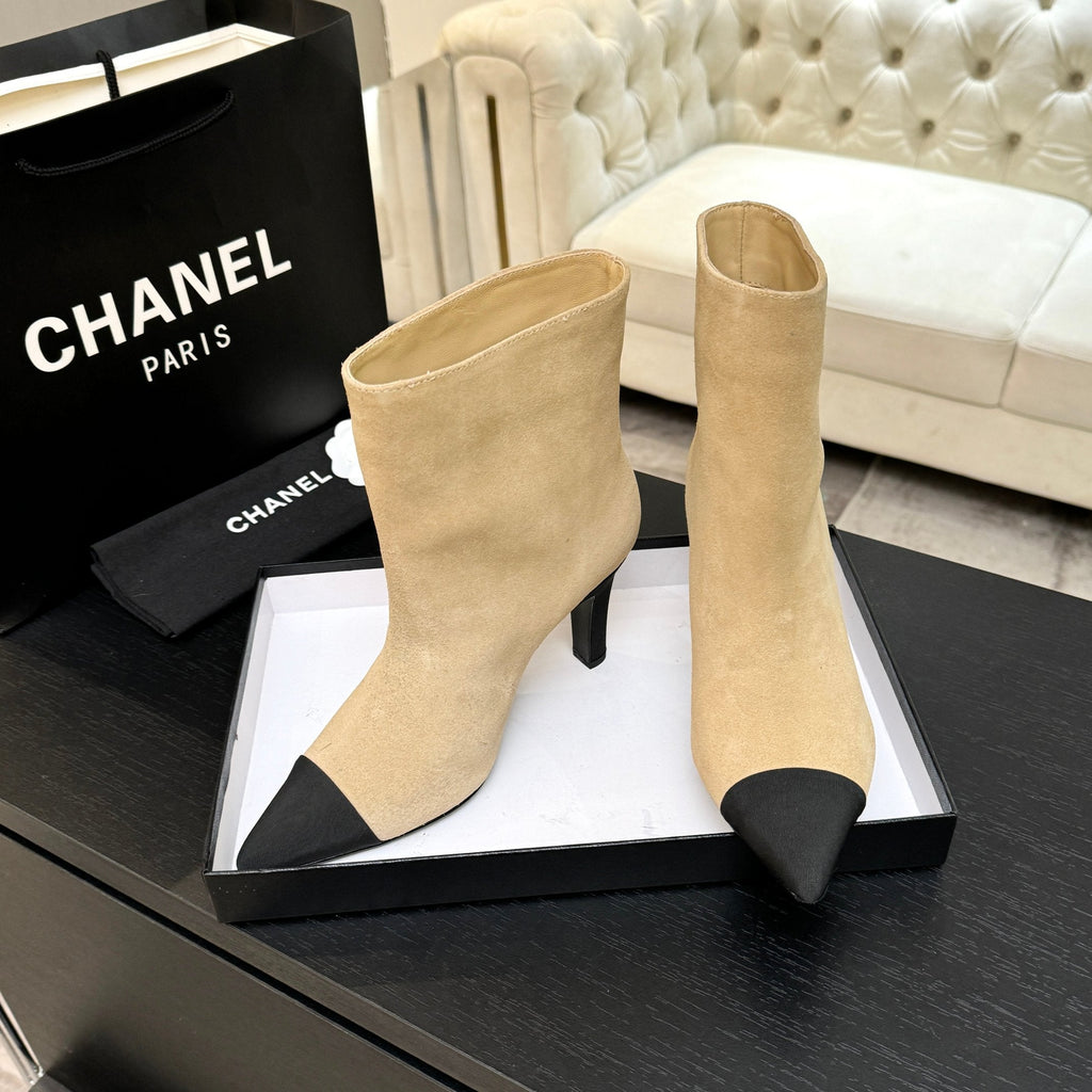CC Gabrielle Chanel Ankle Boots 8.5cm Beige Suede Black Fabric