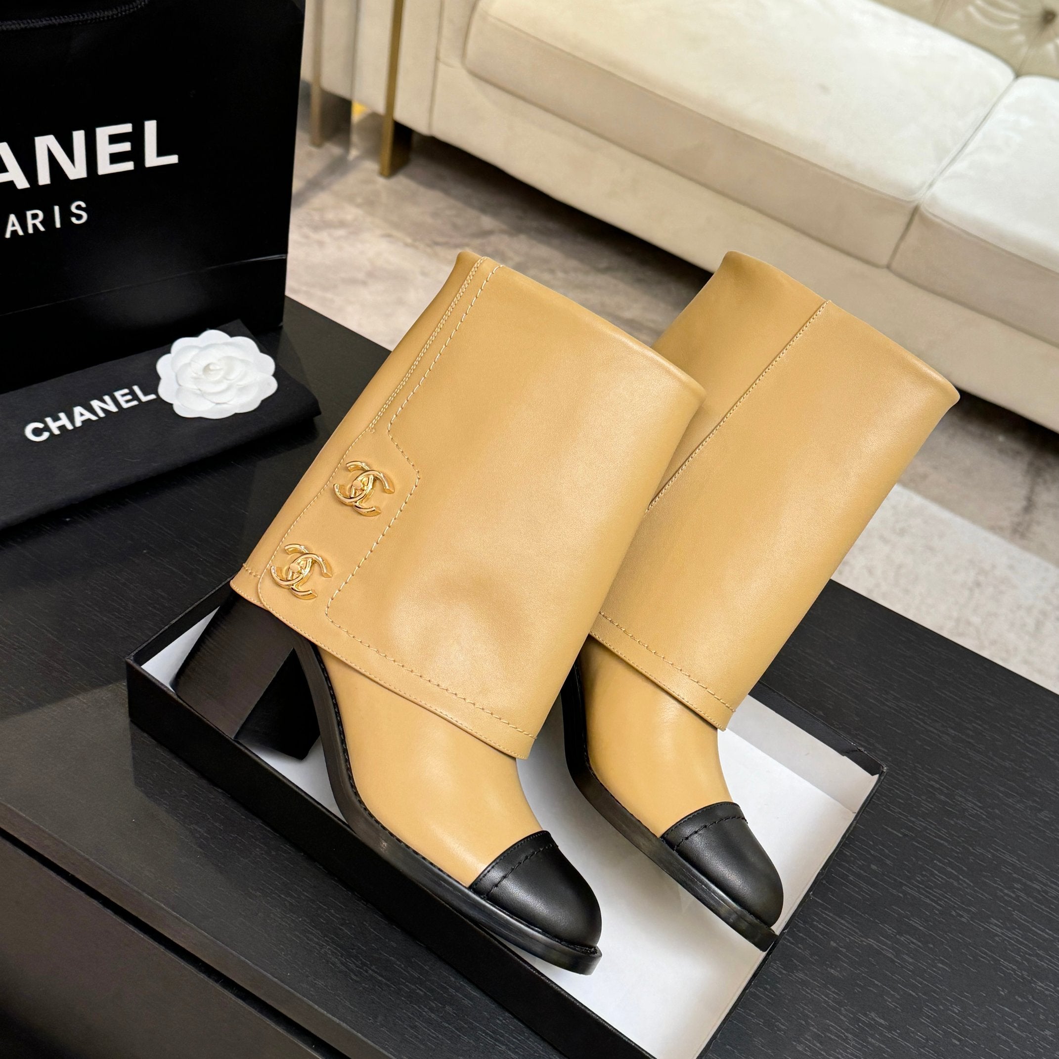 CC 26s Chunky Heel Trouser Ankle Boots Black Beige Sheepskin 673033