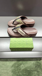 GG Men's Thong Sandals Brown Polyester Leather 547251