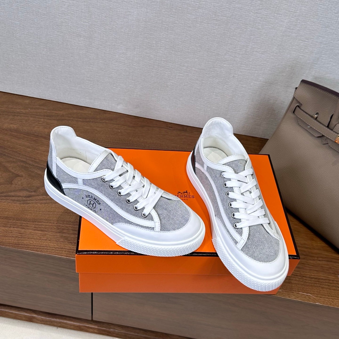 HM Get Sneaker Grey White Suede Cowhide 543791