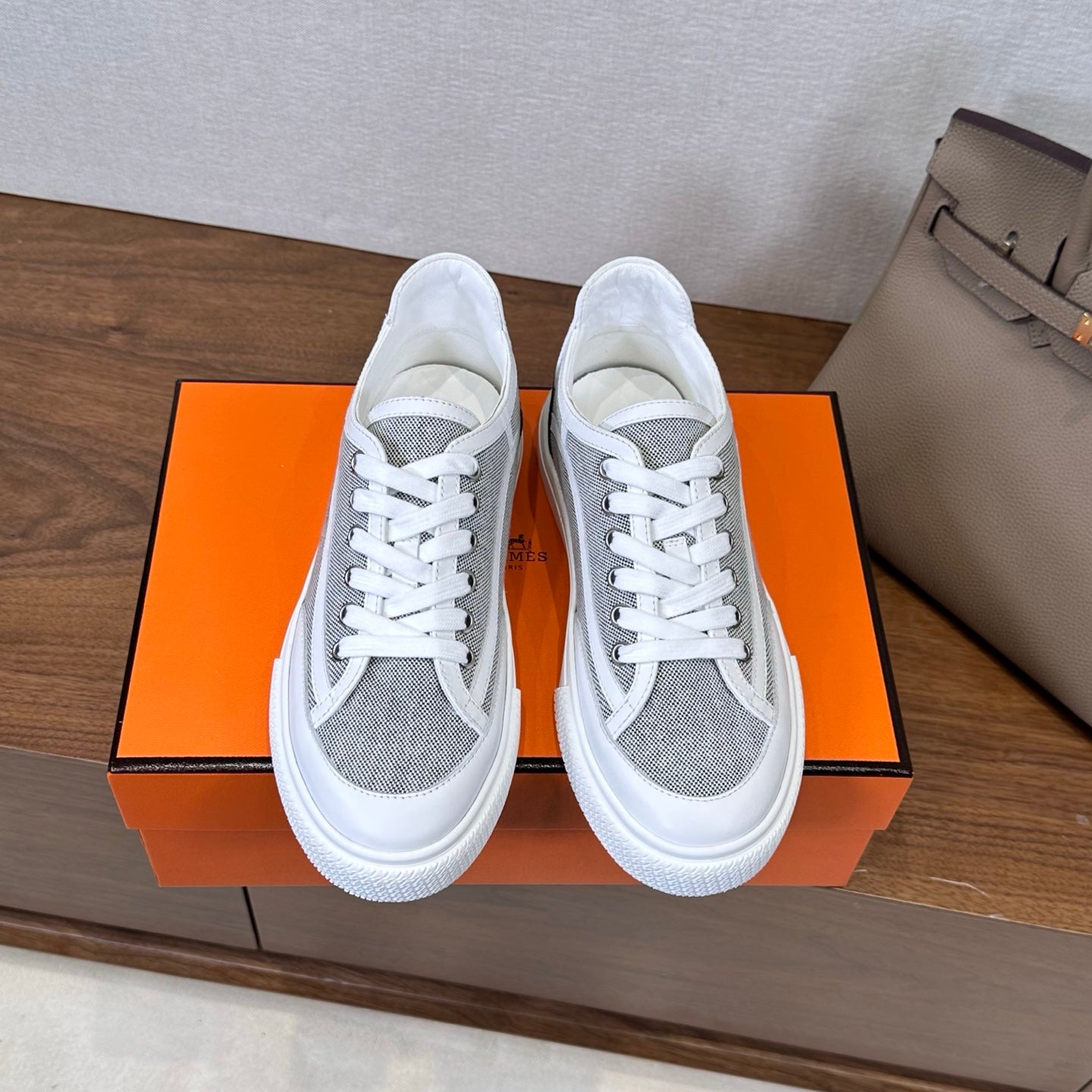 HM Get Sneaker Grey White Suede Cowhide 543791