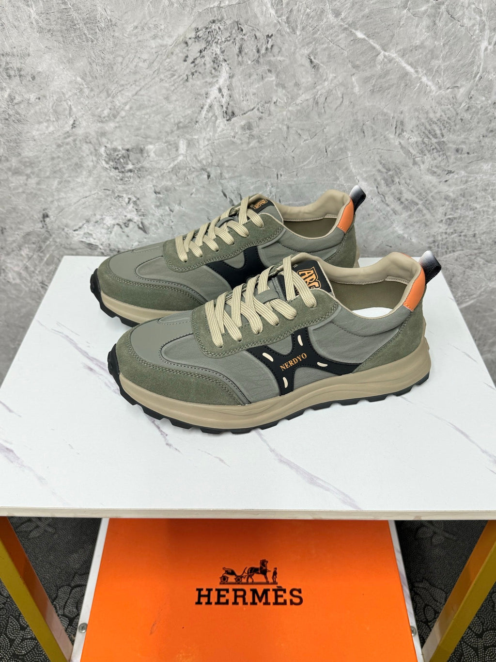 HM Men's Sneaker Moss Green Suede 602095