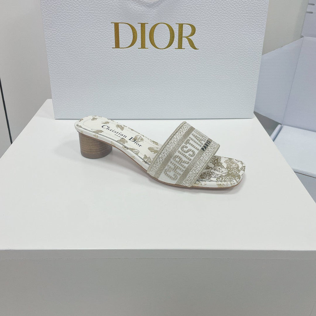 cd dway slide 35 white gold-tone embroidery butterfly motif