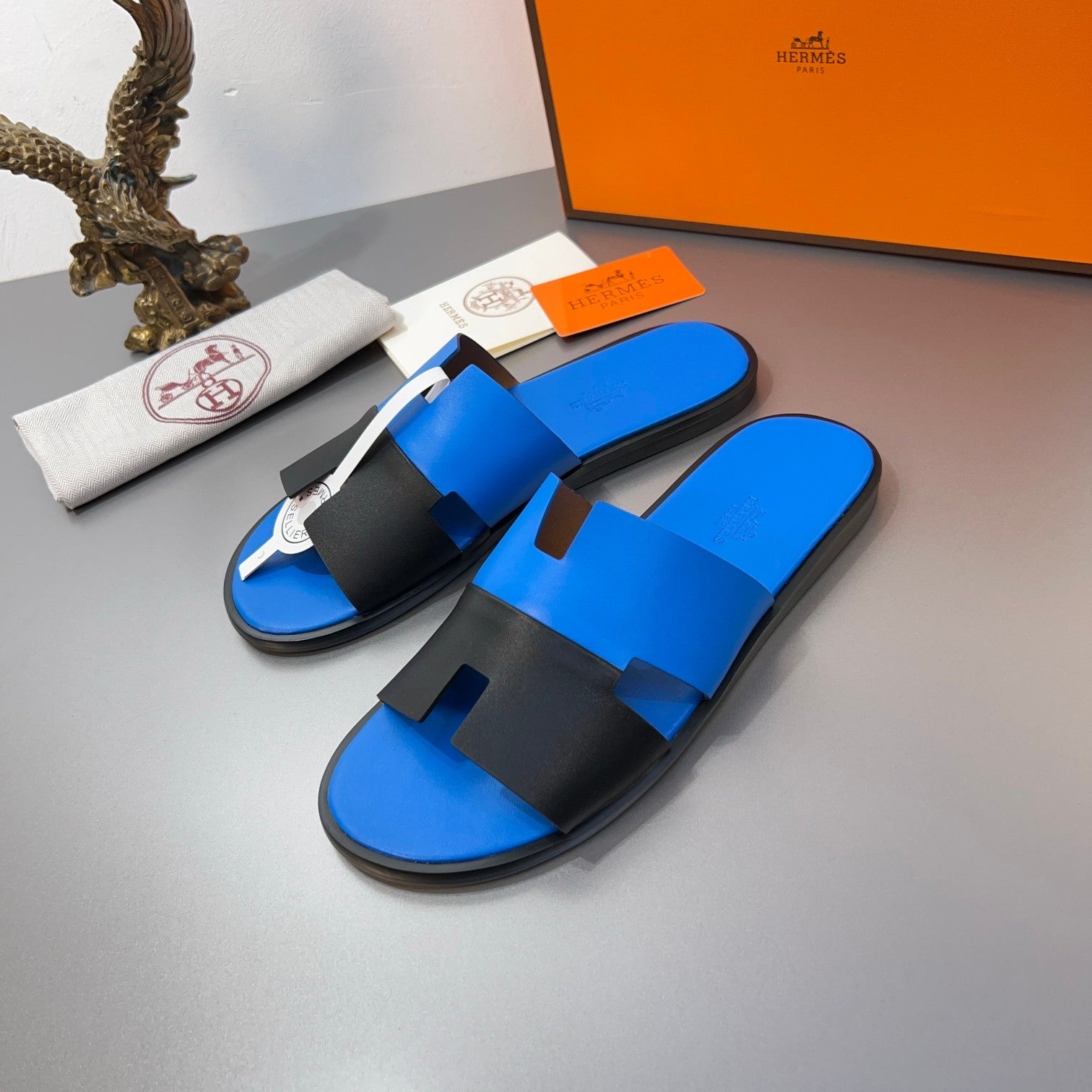 HM Oran Slippers in Blue and Black Calfskin 735649