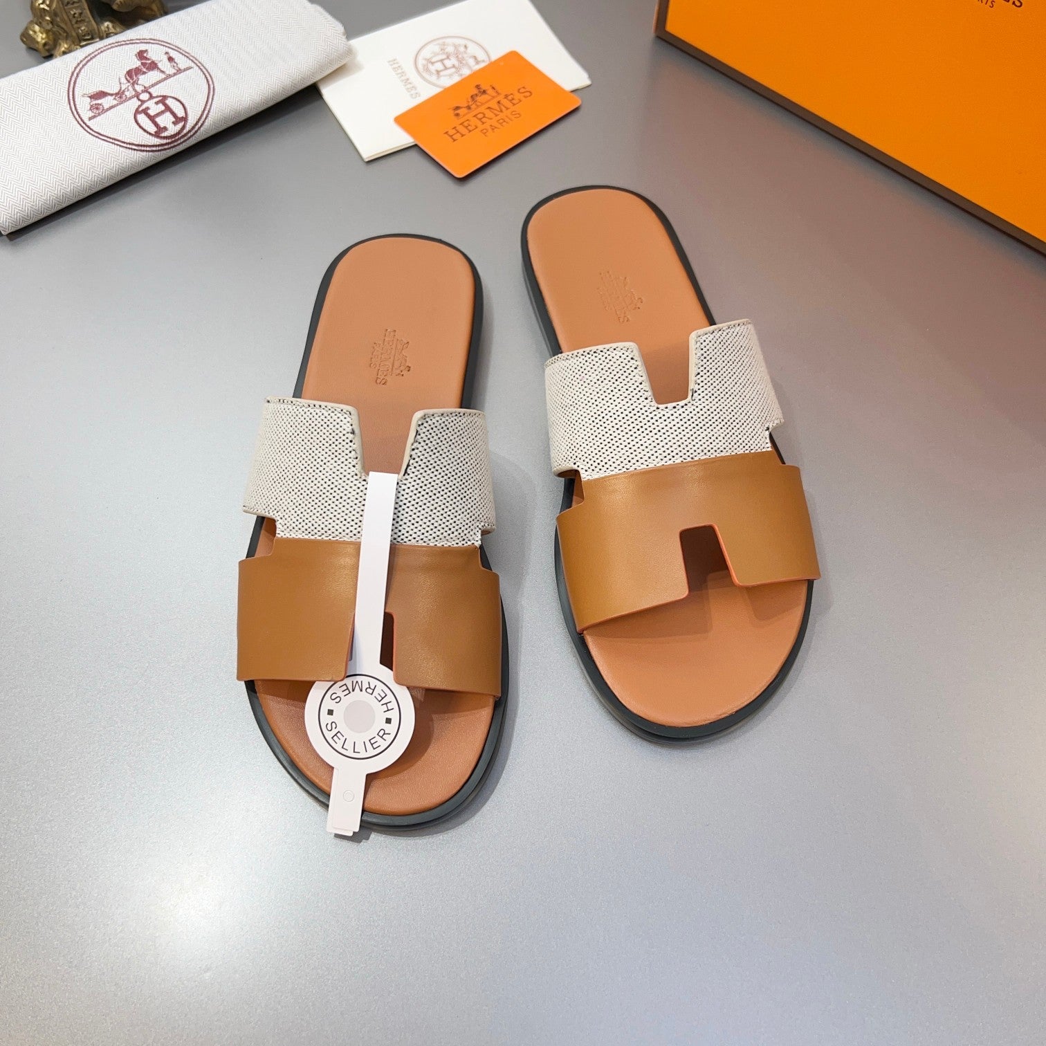 HM Oran Slippers in Brown and Grey Cowhide mix Canvas 735632