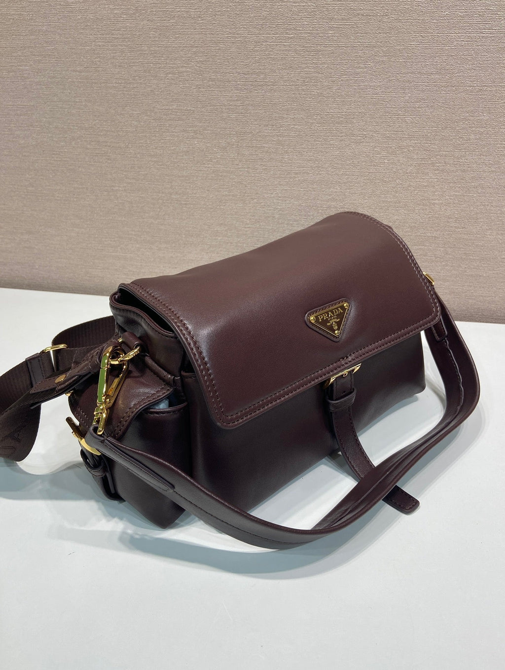 PRA Shoulder Bag Dark Brown Sheepskin 341138