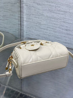 GROOVE MINI 17 BAG IN WHITE CREAM LAMBSKIN