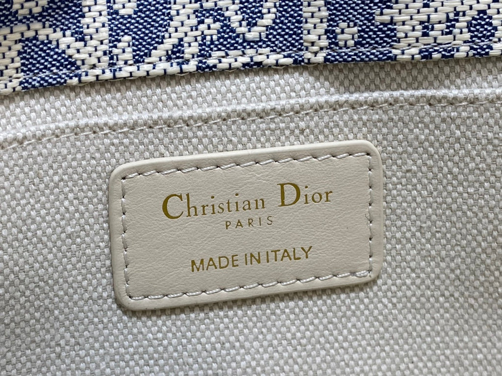 CD Montaigne classic monogram 25 blue white canvas jacquard