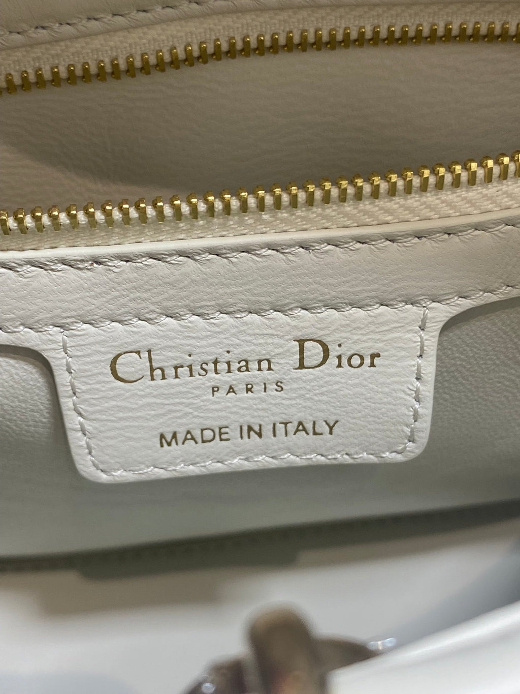 Dior 2025 Crocodile Pattern Bag 28cm White Leather 272525
