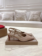 CL 25 Slingback Brown   Fabric 335147