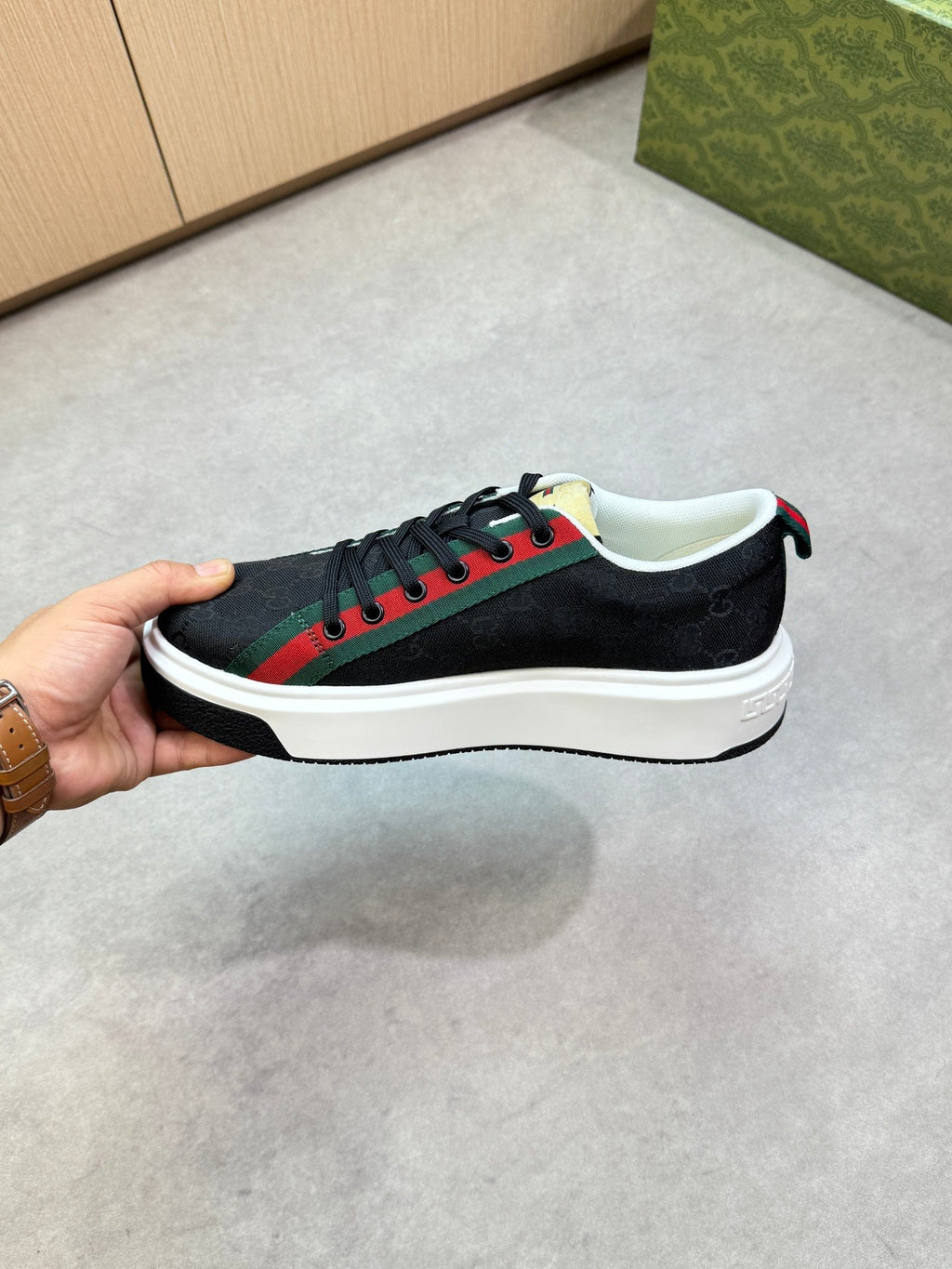 GG Men's Web Sneaker Black Canvas 722441