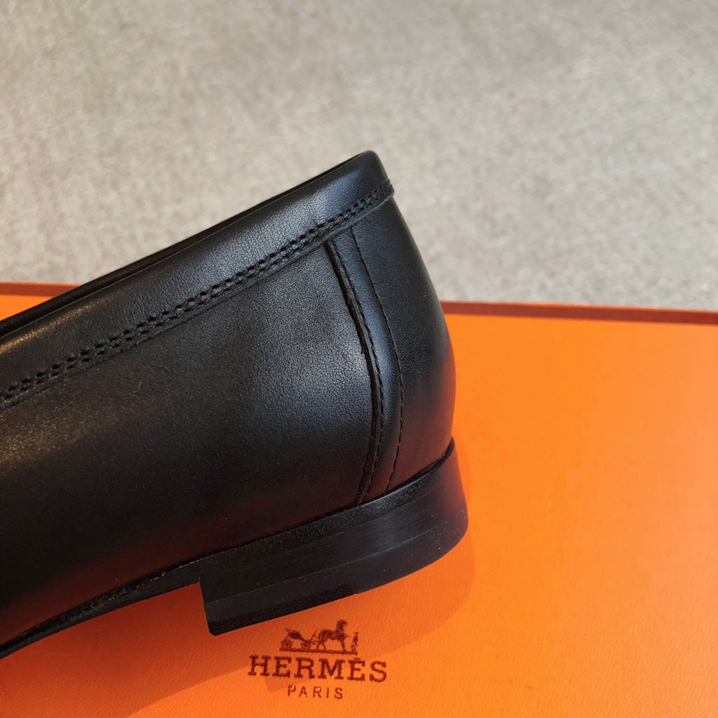 Paris Loafer Black Calfskin With Black Silver Signature Buckle 509379