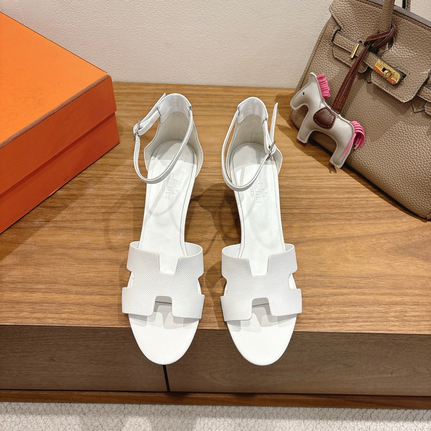 HM Encens Sandal 50mm White Calfskin 429015