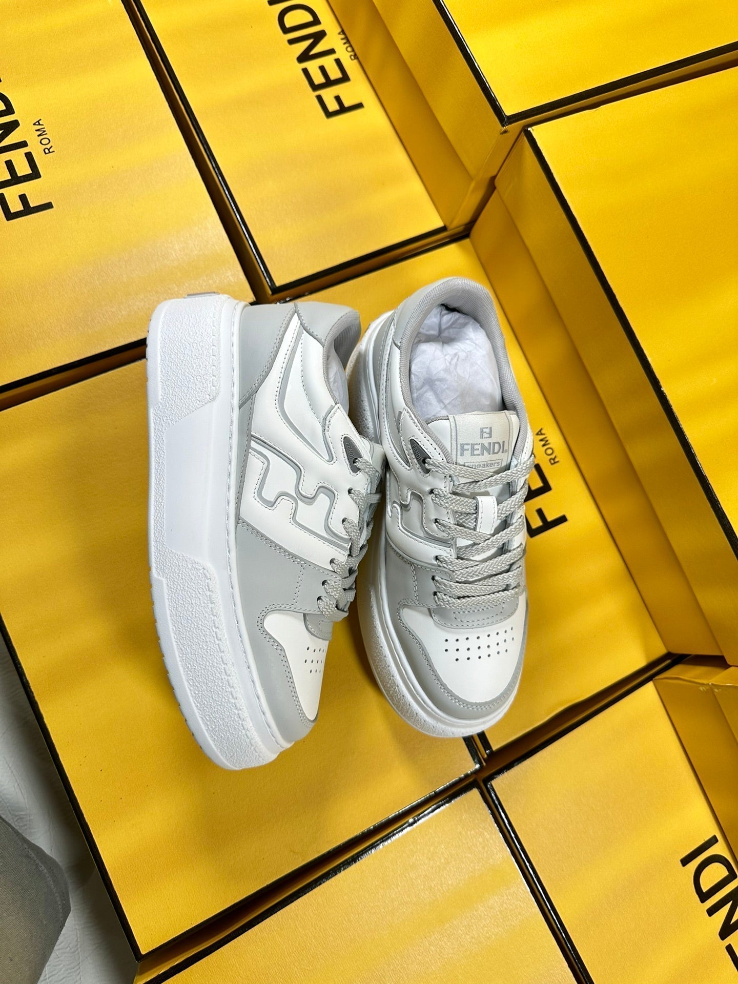 FENDI THICK- ED SNEAKER IN WHITE MIX GREY LAMBSKIN
