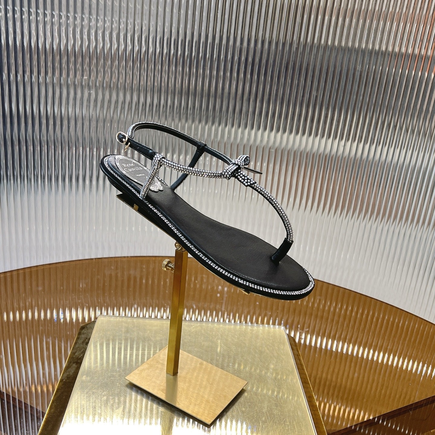 RC 25C Thong Flat-Bottom Diamond Black Silk Creo Crystal 281976