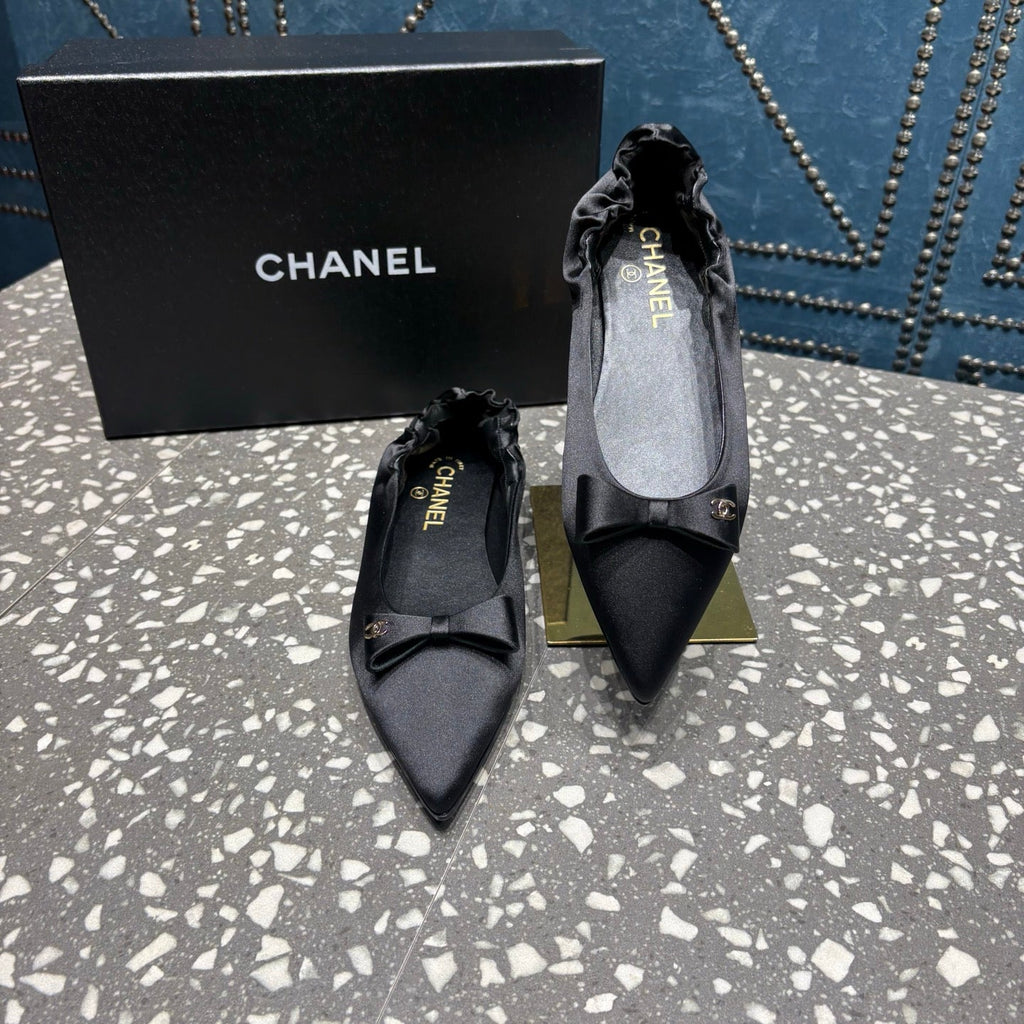 CC 25s Métiers d’art Ballet flats 10mm Black Silk Satin 423792
