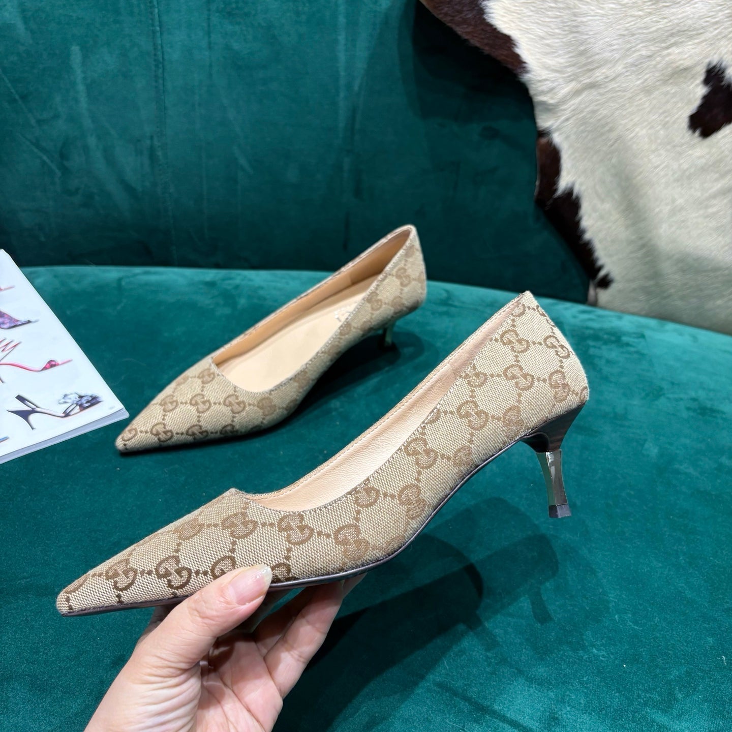 GG Pointed-Toe Slingback Light Beige Canvas 741264