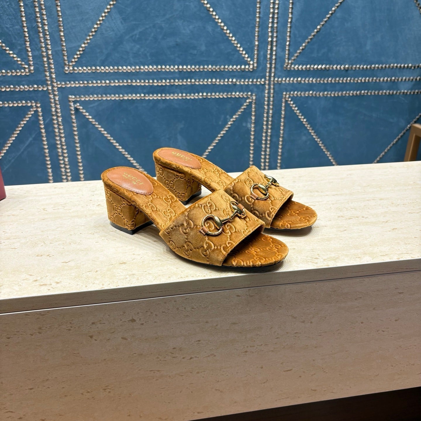 GG 26ss Chunky Heel Sandals 55 Brown Velvet 741299