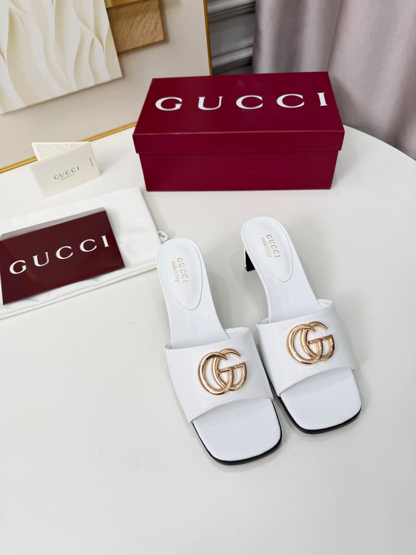 GG 2026 Early Spring Sandals White Sheepskin 688532
