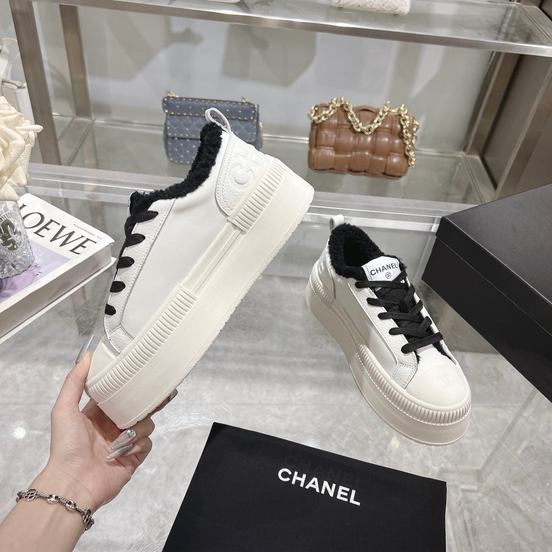 CC Sneaker White Cowhide Black Wool Lining