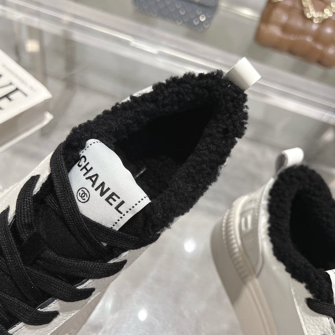 CC Sneaker White Cowhide Black Wool Lining