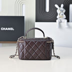 CC 26s Vanity Case Chocolate Quilted Lambskin 286283
