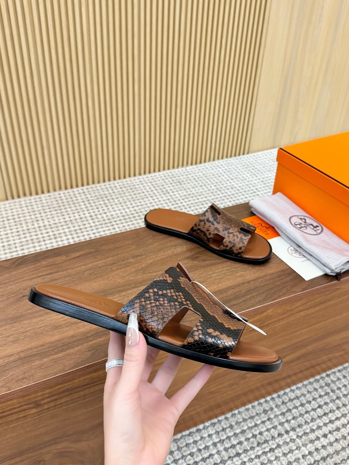 HM Men Izmir Sandals Brown Snakeskin 799287