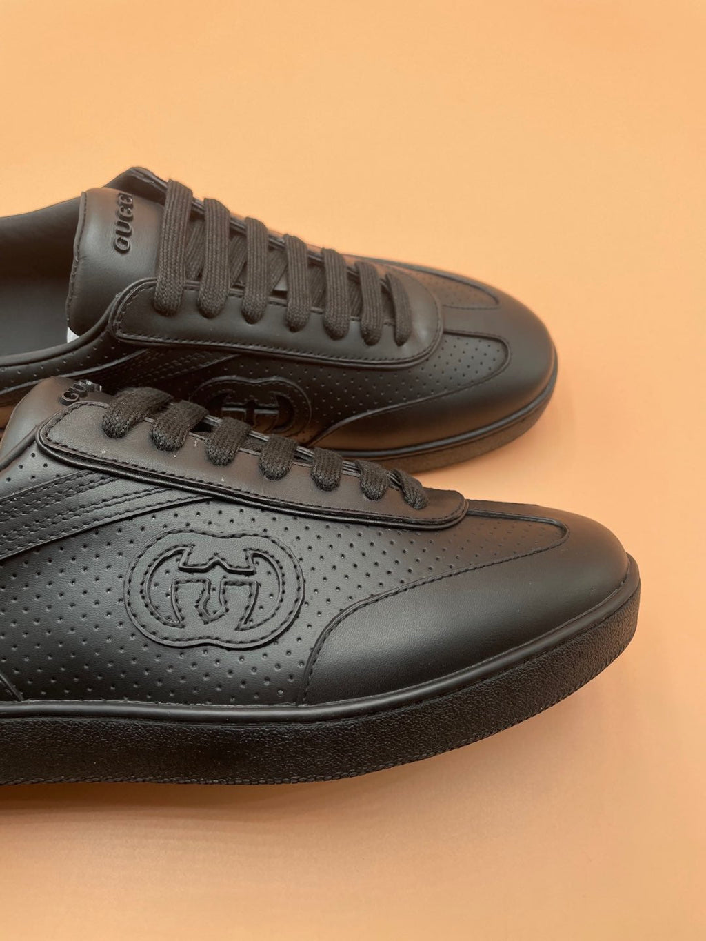 GG Men's G75 Sneaker Black Cowhide 523546