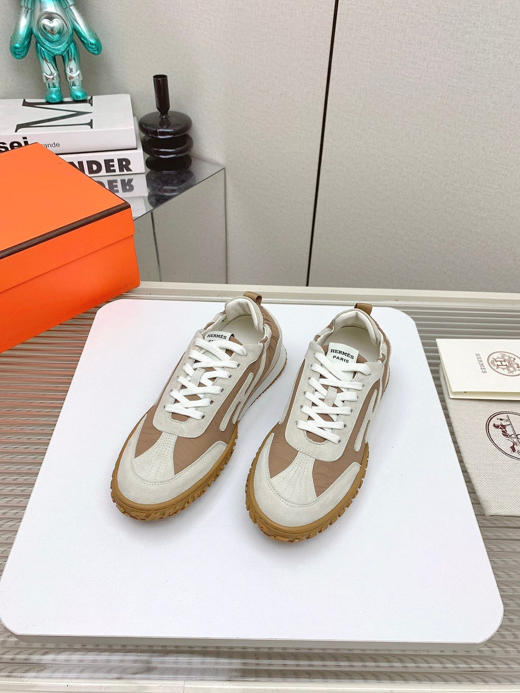 HM Jet Sneaker 20MM Brown Wind Cloth 106380