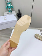 CD D-Lane Slide In Light Gold Cowhide 106285