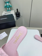 CC Slippers In Light Pink Quilted Lambskin 148965