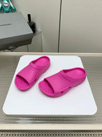 POOL CROCS IN HOT PINK RUBBER