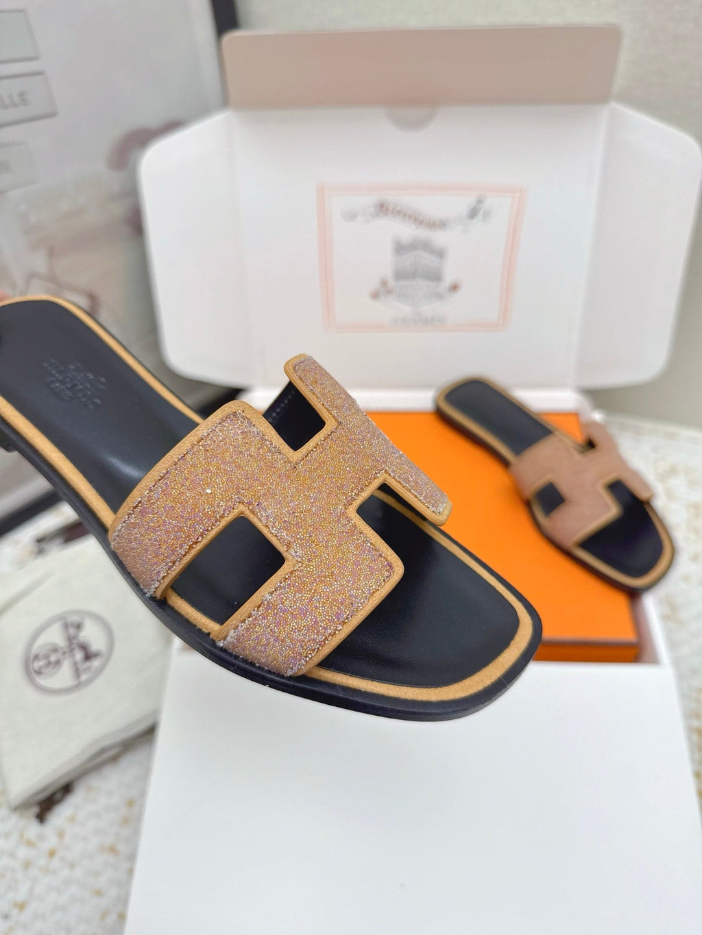 HM Oasis Sandals Black Brown Suede Cowhide 625264