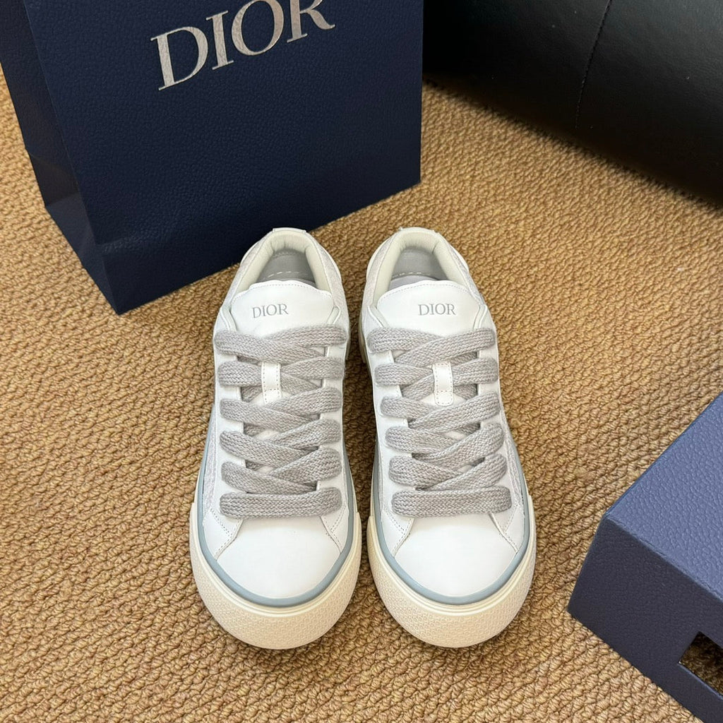 CD B33 Sneaker White Oblique Jacquard Fabric And Lambskin