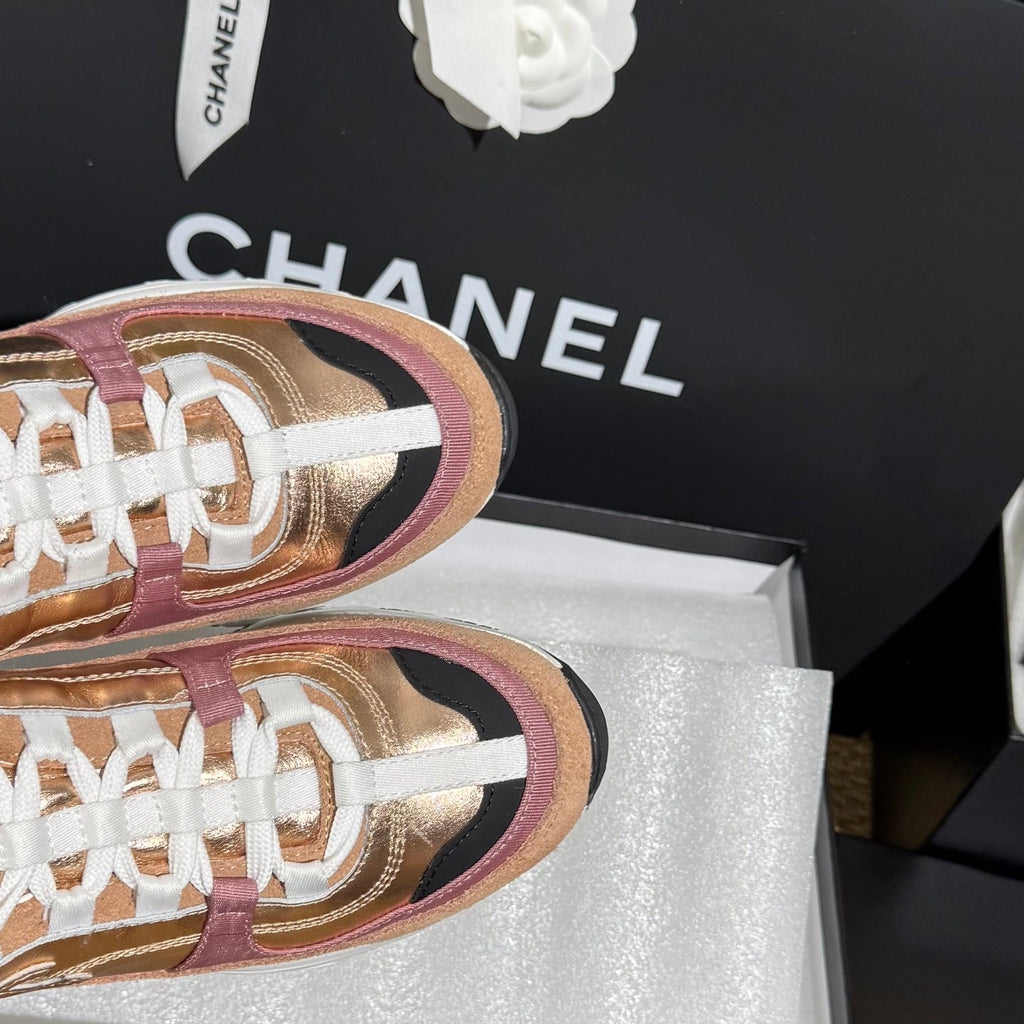CC 25A Trainers Beige Black Pink Laminated Calfskin And Suede Calfskin 352115